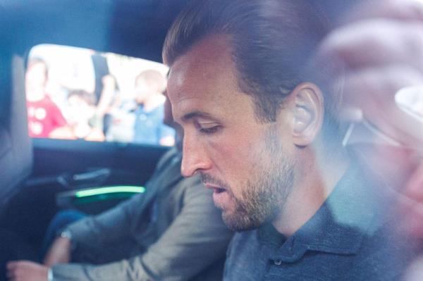 Kane arrives in Germany ahead of ‘imminent’ Bayern Munich move