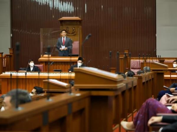 工人党对新加坡国会议长在四月的‘可听见的爆发’事件表示‘失望’