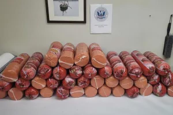 Border patrol confiscated 40 rolls of prohibited Mexican pork bologna from an American citizen crossing into Texas.