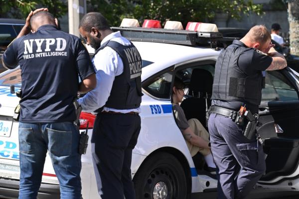 Officers respond to a South Slope deli where a man was shot during a botched robbery